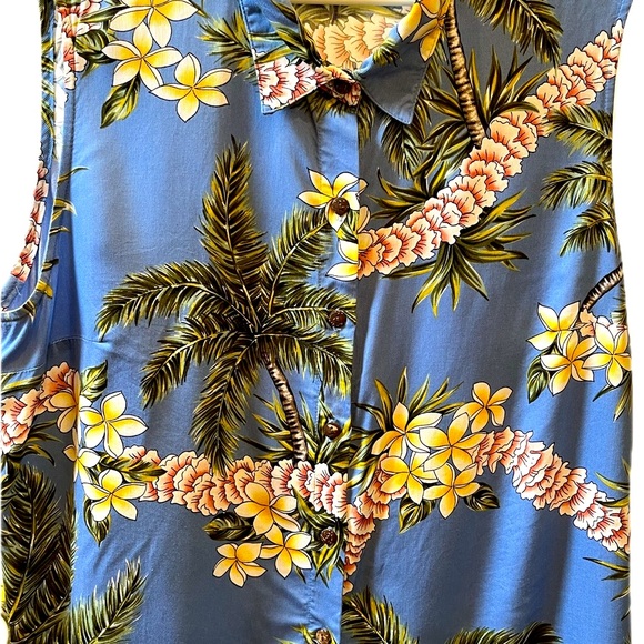 Authentic made in Hawaii button down shirt - Picture 4 of 5